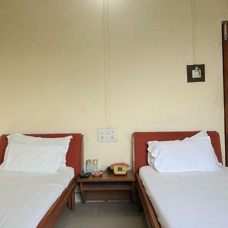 Spot On 39820 Shree Vaibhav Saver Hotel Nágpur Kültér fotó