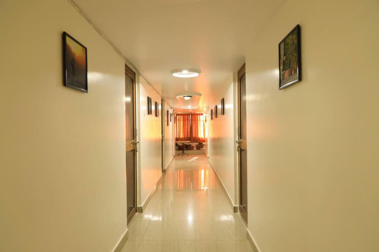 Spot On 39820 Shree Vaibhav Saver Hotel Nágpur Kültér fotó